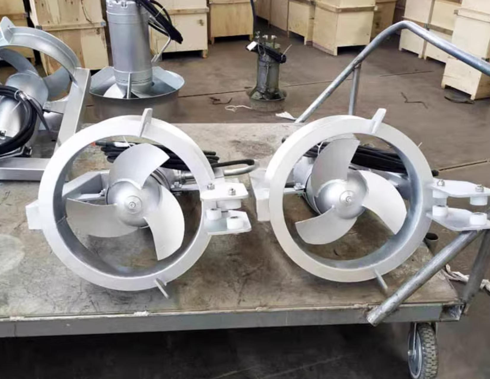 南京藍寶石環(huán)保與陽新某水務(wù)公司合作-QHLB潛水回流泵應(yīng)用案例