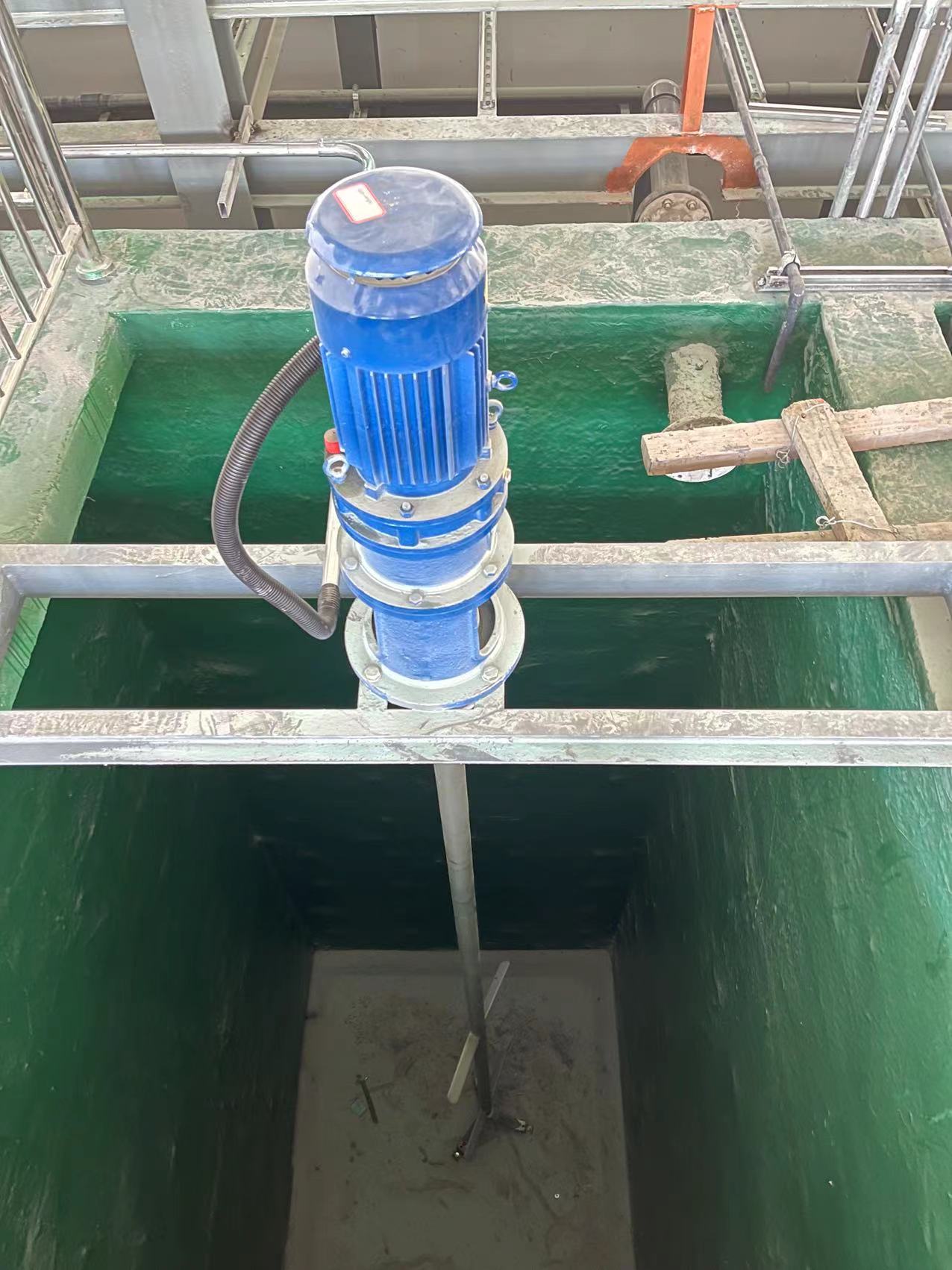 槳式攪拌機(jī)在自動化控制與攪拌質(zhì)量方面的技術(shù)特點(diǎn)